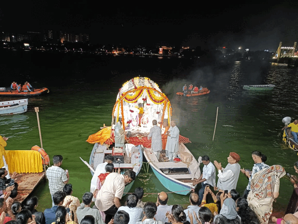 1759832389 ezgif 3a97c541d84c96