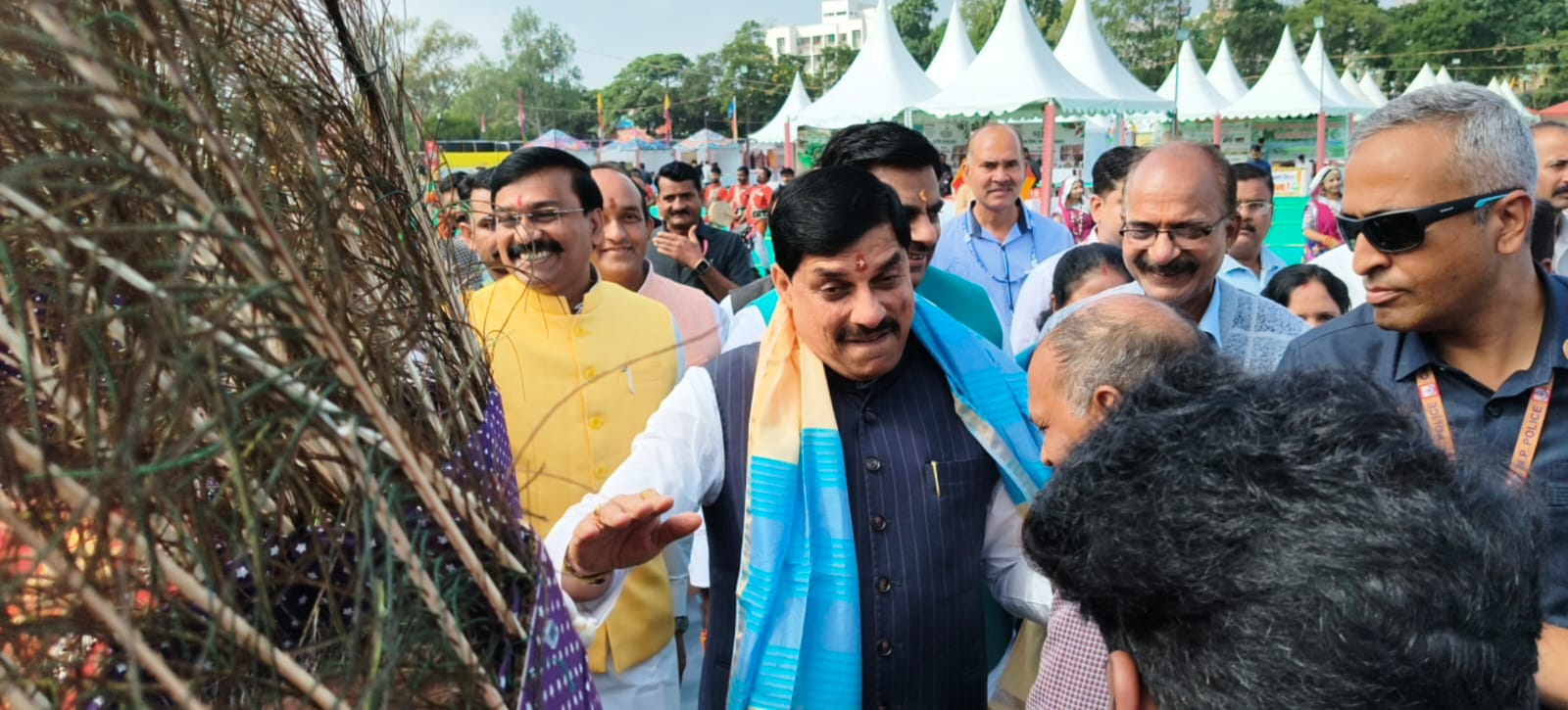 1761987633 06674938 3378 471b 9625 939b266b0714